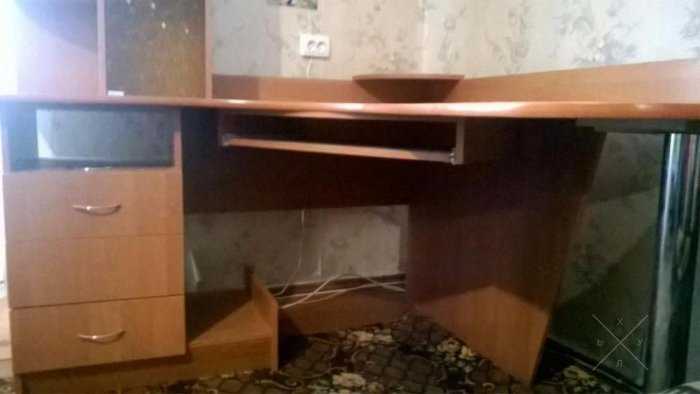 компьютерный стол