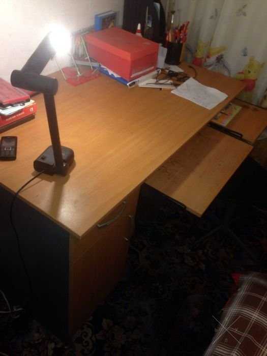 Компьютерный стол