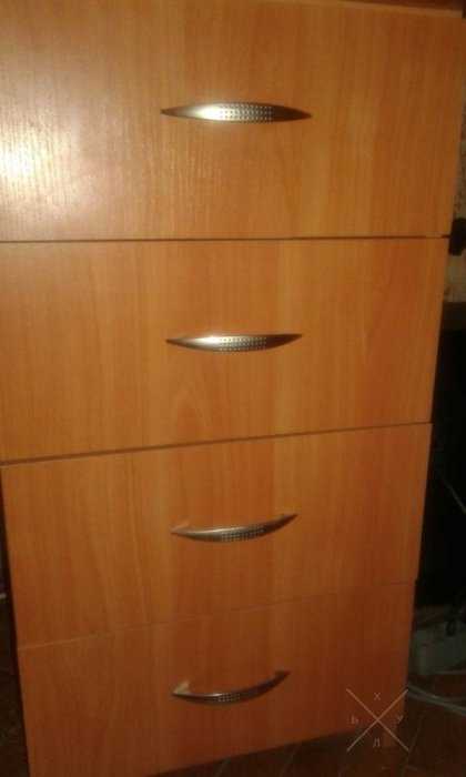 Компьютерный стол,угловой. 1200 грн