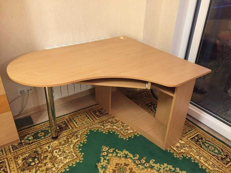 Стол письменный компьютерный офисный со съемной верхней полкой