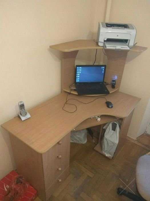 Компьютерный стол