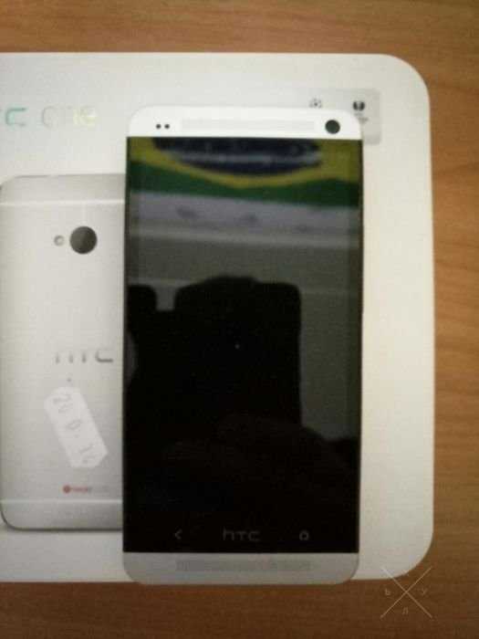 Продам HTC One M7 32gb Silver