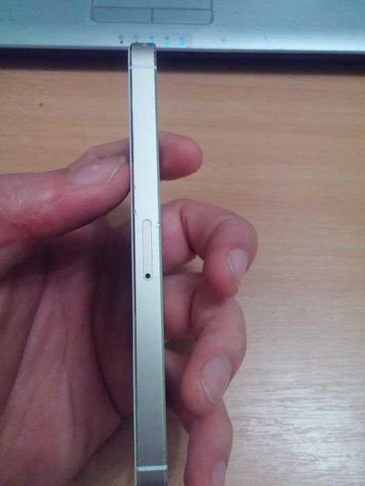 Apple iPhone 5S 16GB
