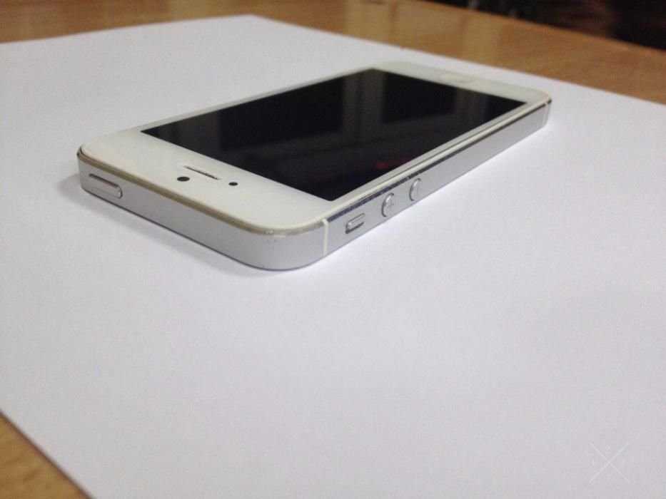 Продам iphone 5 16gb Silver neverlock