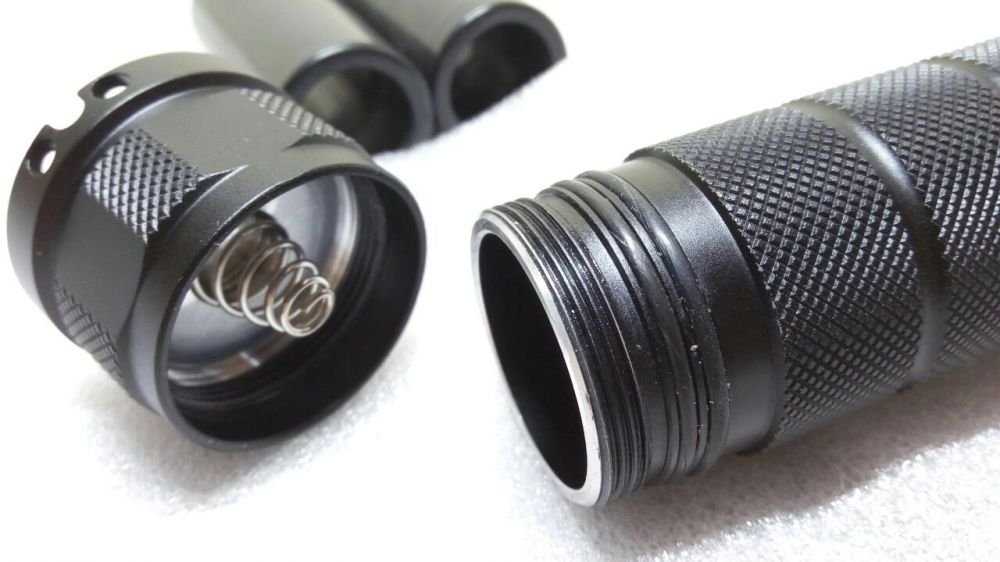 Подводный фонарь на три диода XML L2 CREE для охоты или дайвинга .