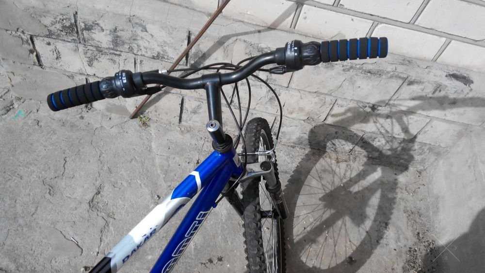 Велосипед горный Avanti Dakar.