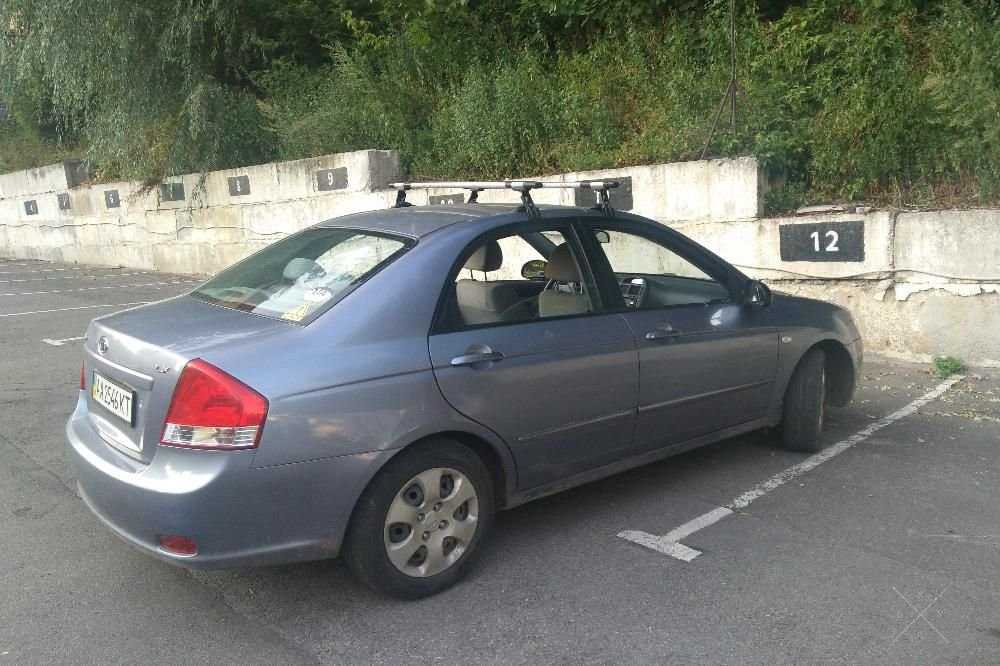 Продам свою KIA Cerato 2009