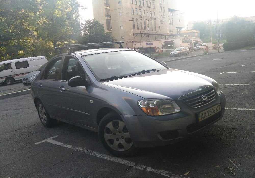 Продам свою KIA Cerato 2009