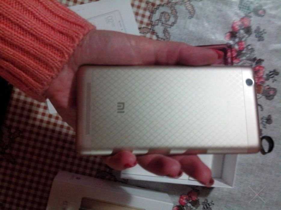 Продам моб.телефон Xiaomi redmi 3