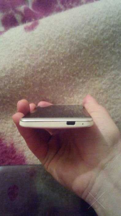 HTC ONE M7 dual sim