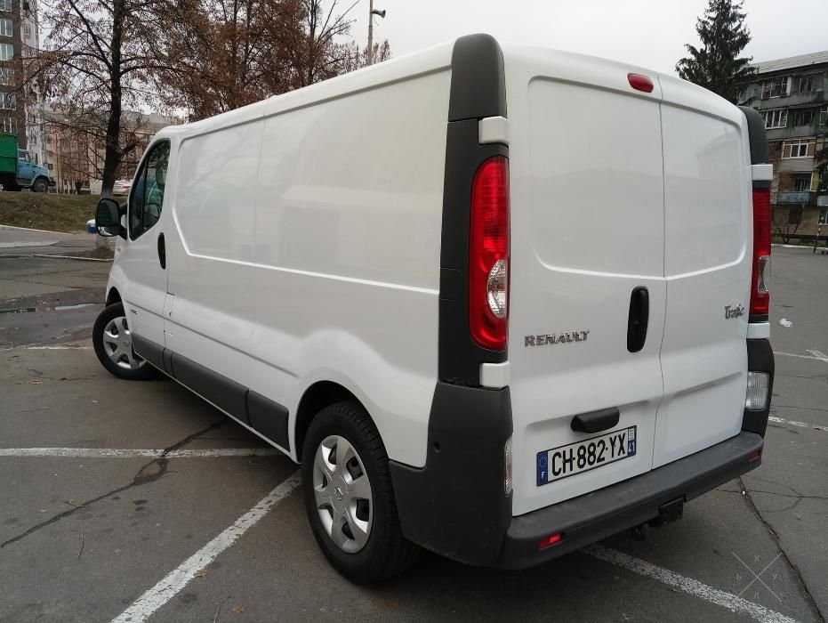 Продам Renault Trafic Extra Maxi Long 2012 год идеал