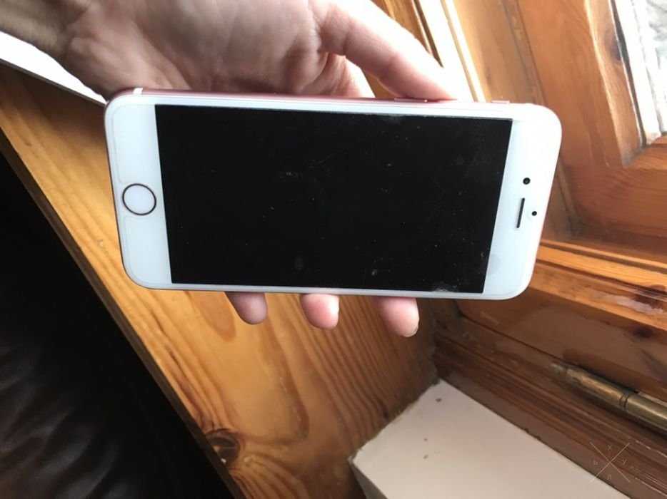 Продам iPhone 6s rose оригинал