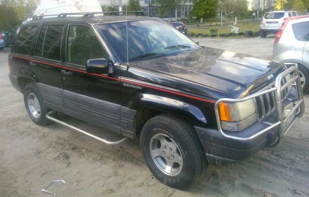 Продам автомобиль JEEP GRAND CHEROKE LAREDO 1996