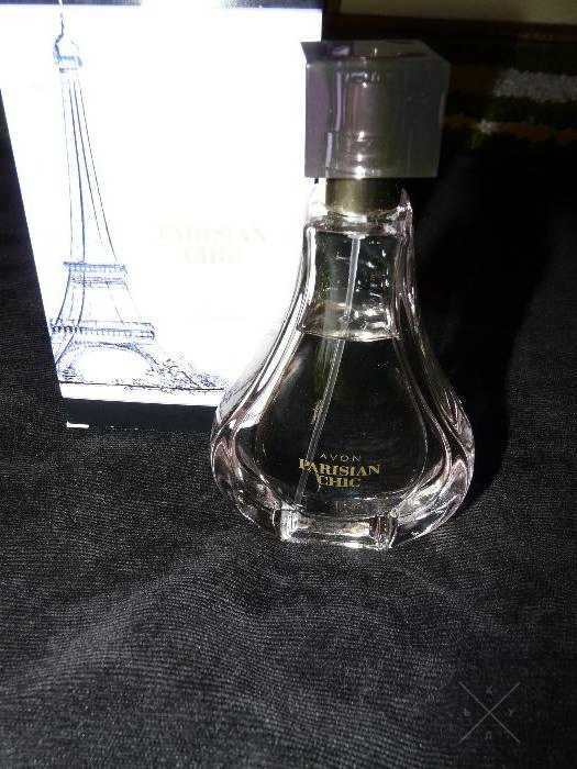 парфюмерная вода от AVON Parisian Chic