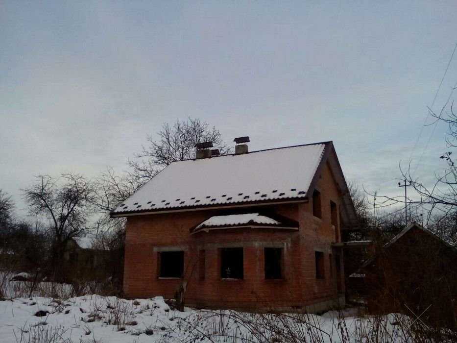Продаж будинку у Винниках