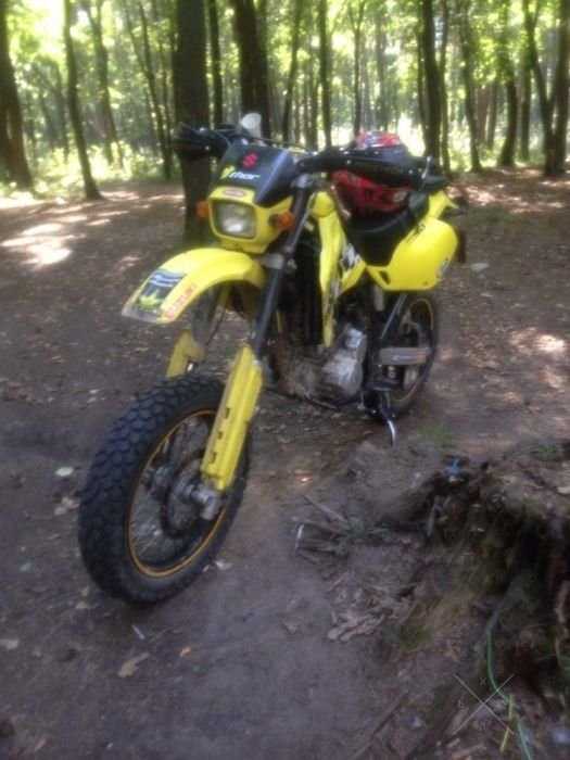 Suzuki SB 250 (DR z 250) - Вінже Kawasaki klx 250 (d-tracker)