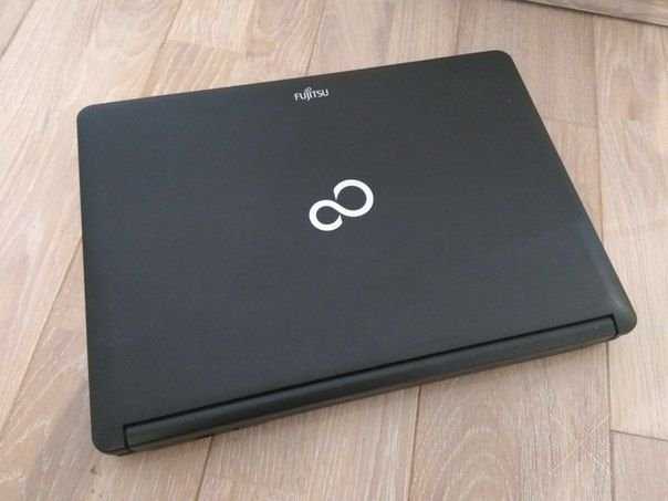 Ноутбук Fujitsu Lifebook S710 в отличном состоянии! Новая батарея!