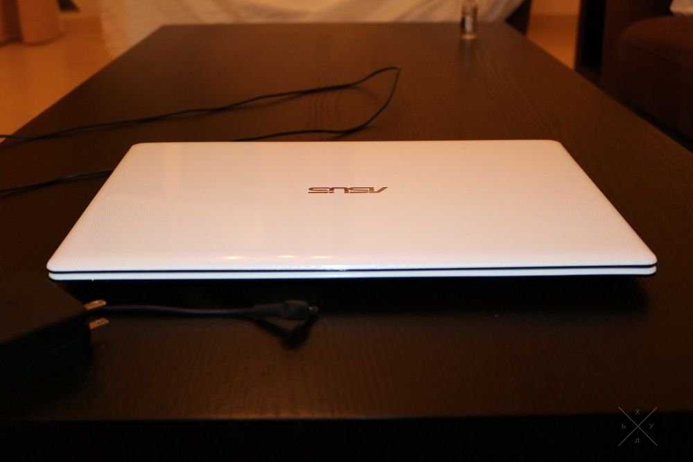 Ноутбук Asus X550C