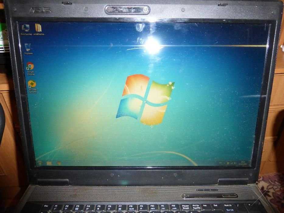 Ноутбук Asus F7SR 17"