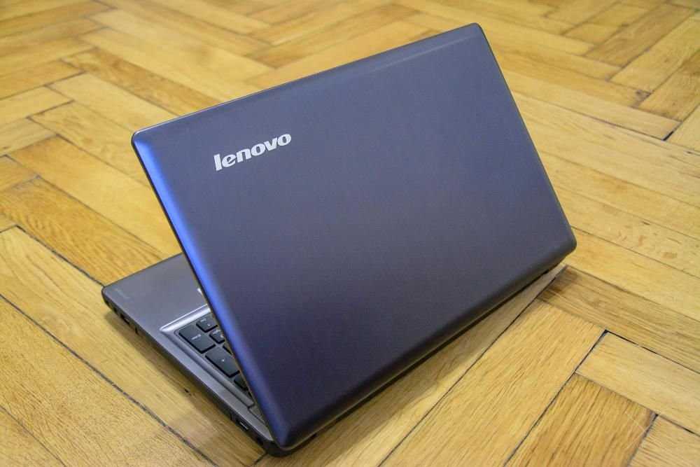 Дуже потужний ноутбук Lenovo z580 (від власника).