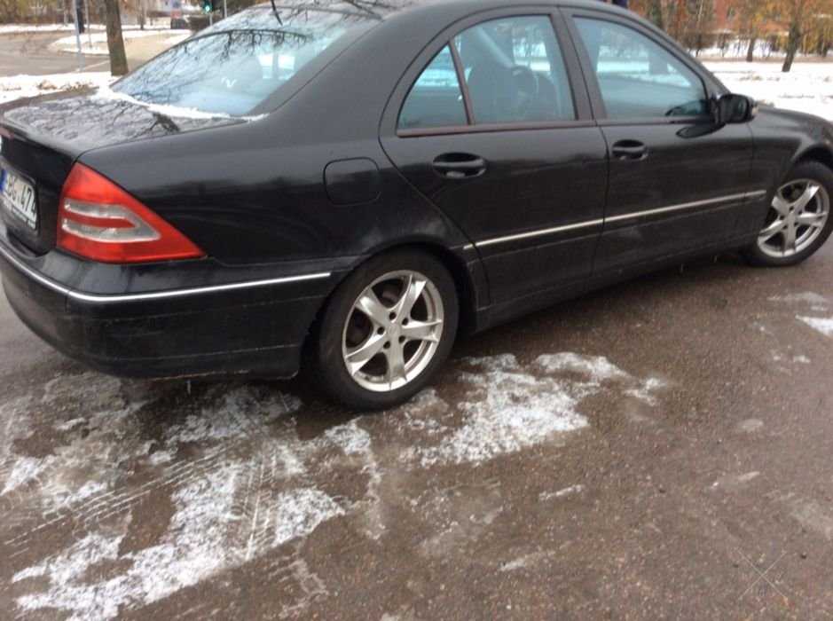 Mercedes-Benz 2.6 AVANTGARD