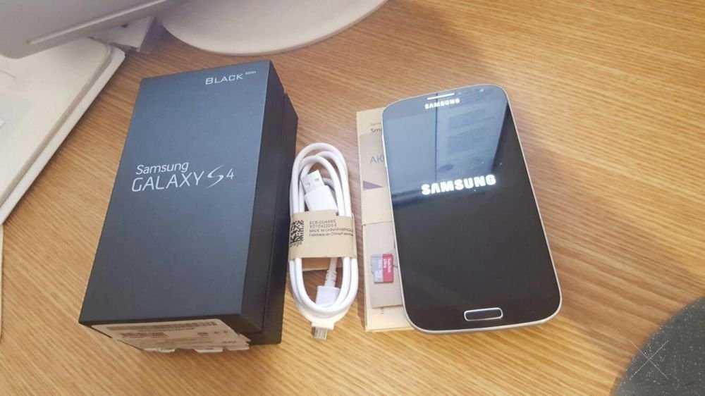 Samsung i9500 Black edition