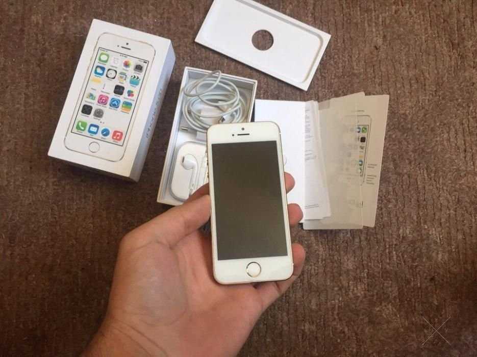 Iphone (айфон) 5s 4" 16 GB Neverlock Gold з гарантією 12 мі с