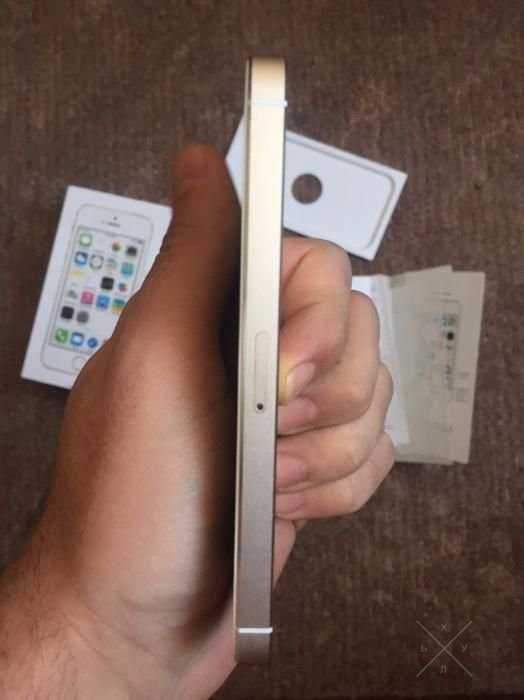 Iphone (айфон) 5s 4" 16 GB Neverlock Gold з гарантією 12 мі с