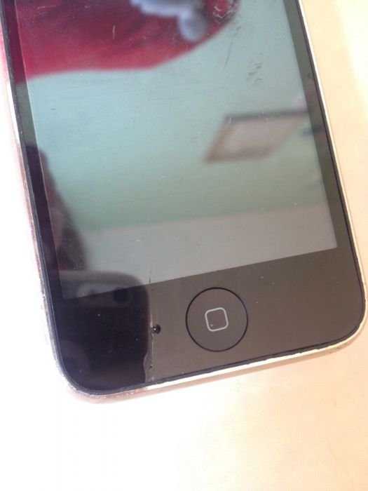 Продам iphone 3GS.