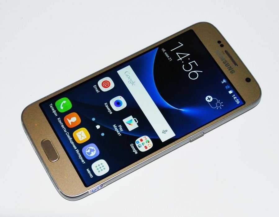 Смартфон Samsung S7. .