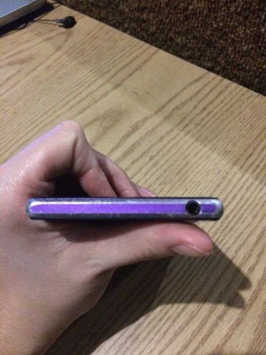 Телефон Sony Xperia z 1
