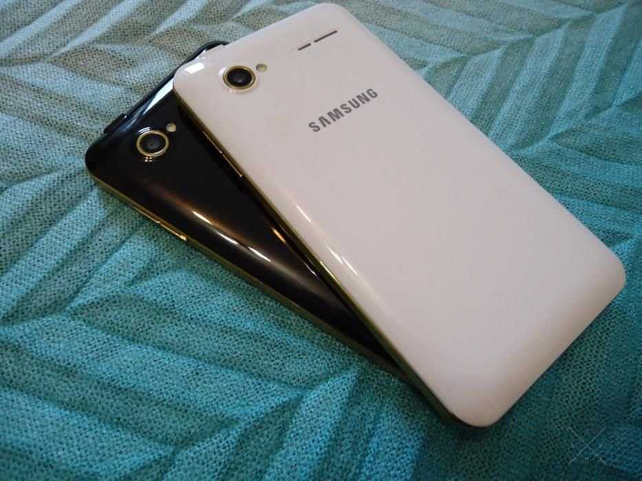 Смартфон Samsung Galaxy Grand Neo Duos (комплектація зазначена нижче)