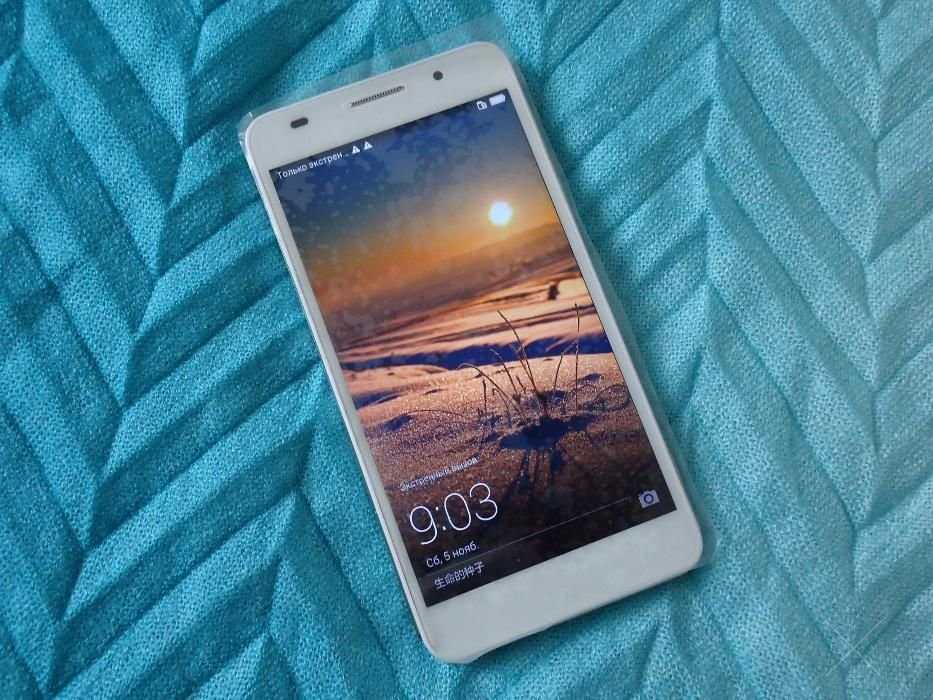 Смартфон Huawei Honor PRO H60 (комплектація зазначена нижче)