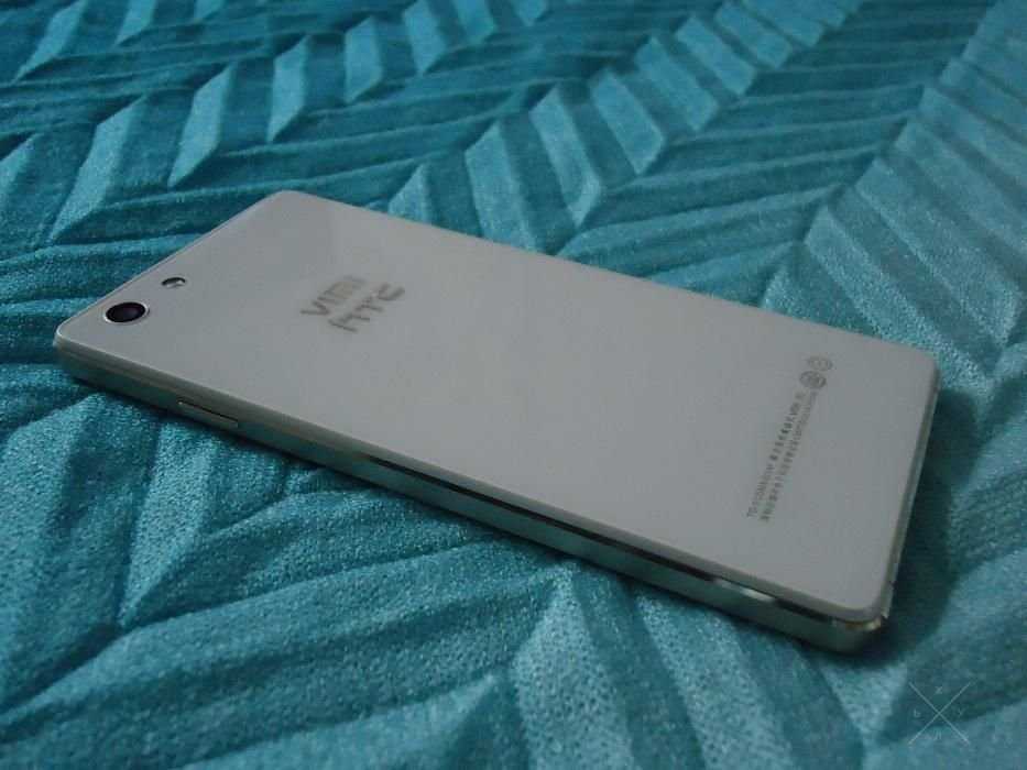 Смартфон HTC Desire G500 (комплектація зазначена нижче)