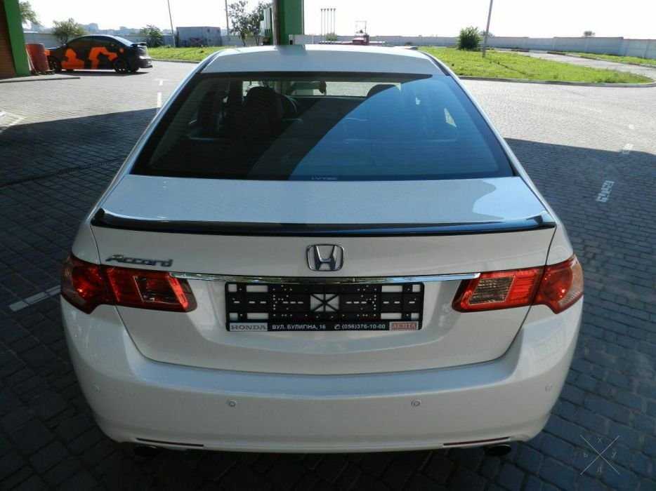 Honda Accord. 2,4 автомат, бензин.