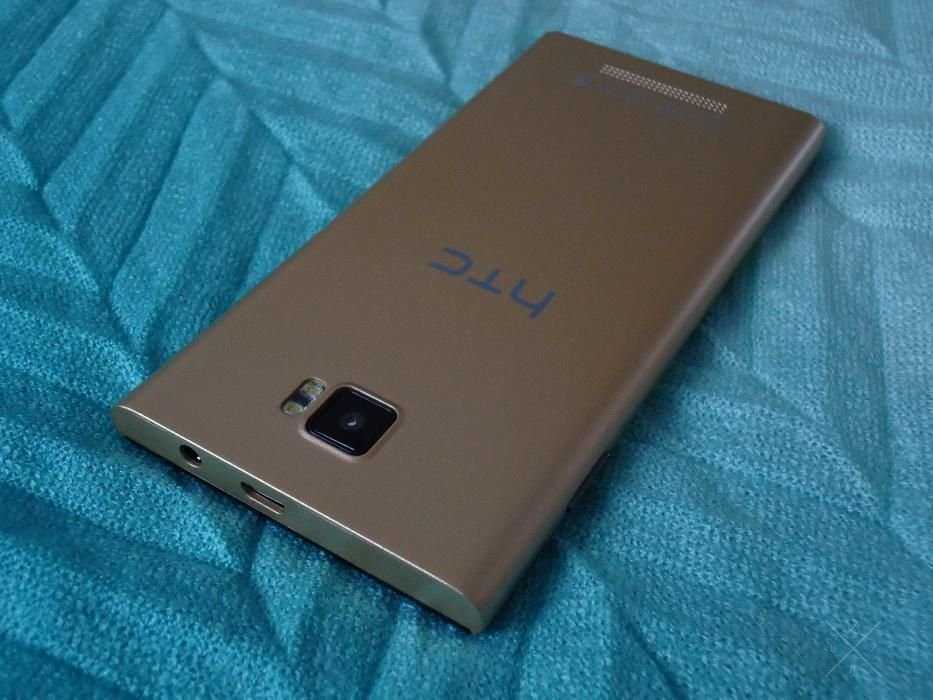 Смартфон HTC One Max (комплектація зазначена нижче)