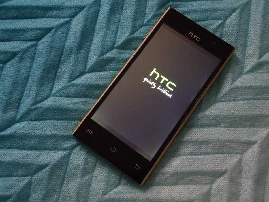 Смартфон HTC One Max (комплектація зазначена нижче)