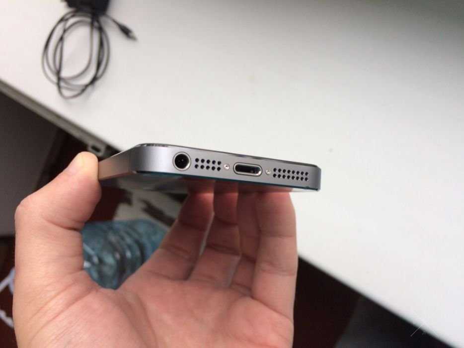 iPhone 5S 16gb Unlock (AT&T)