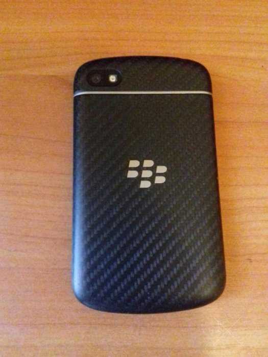 Продам Blackberry Q10