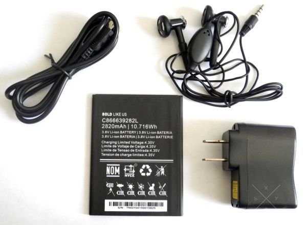Смартфон HTC S5300- 5,5" 2Sim 4Ядра