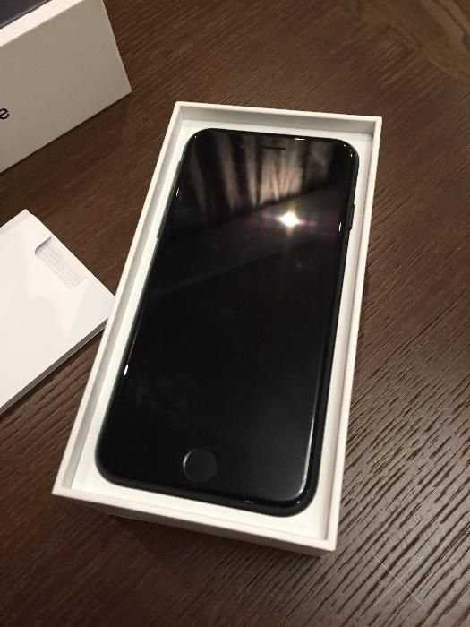 Продам iPhone 7 Black 256Gb (from UK, unlock)