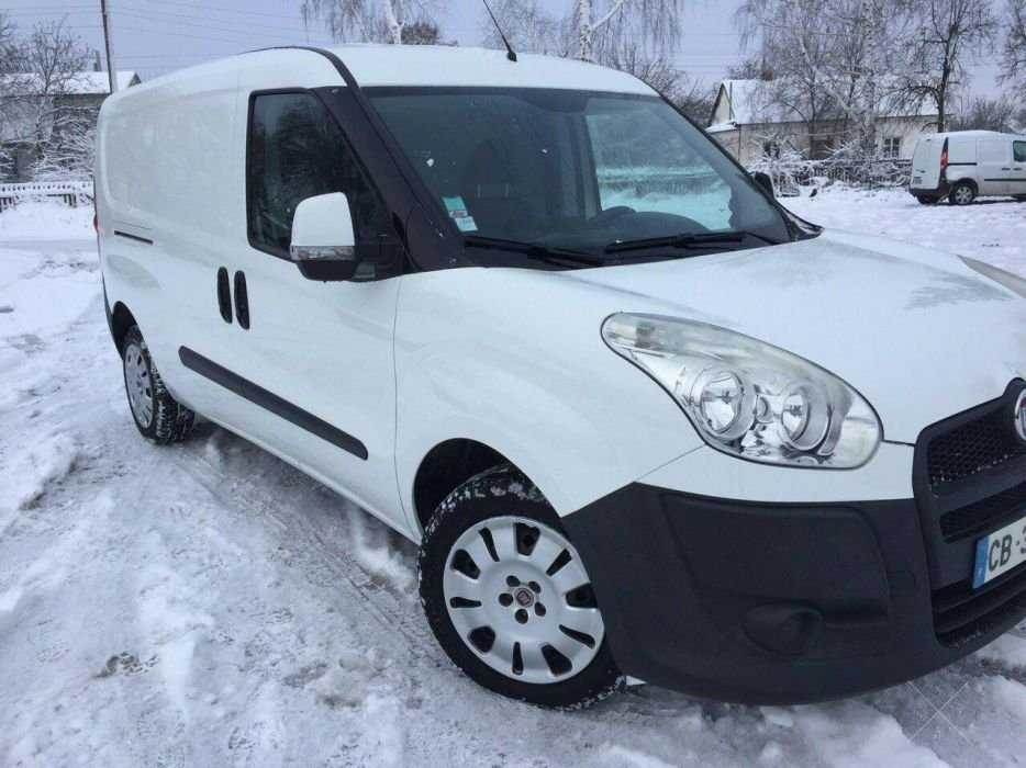 Продам Fiat Doblo Maxi 2012 год в идеале