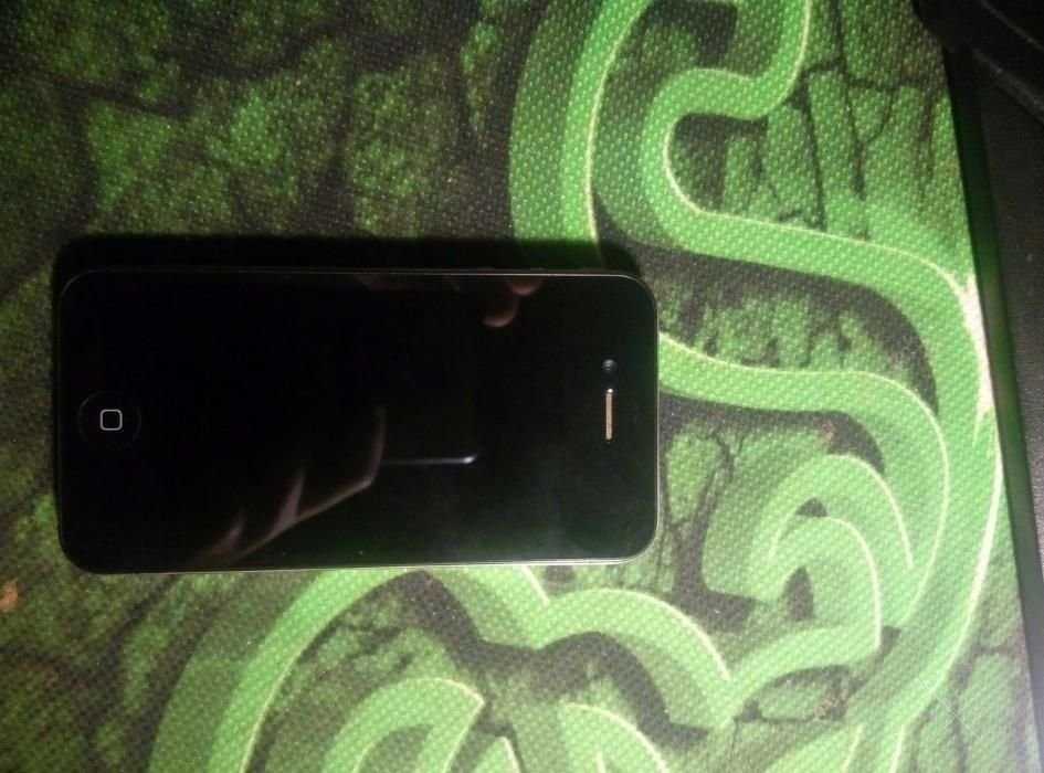 продам iPhone 4 64 gb