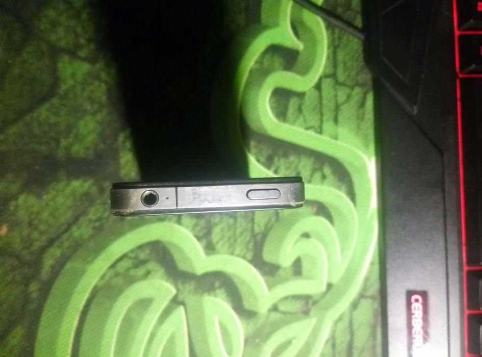 продам iPhone 4 64 gb