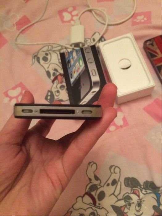 продам iPhone 4 never 8 gb