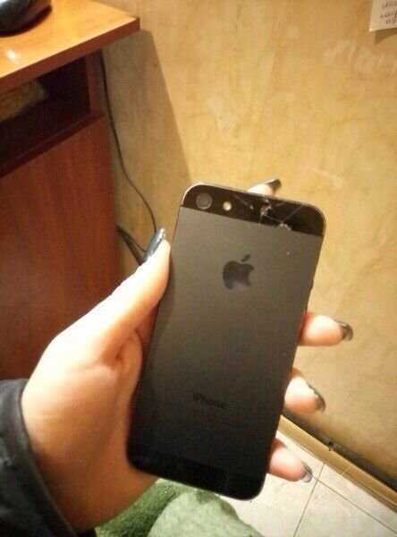Продам iPhone 5 16gb