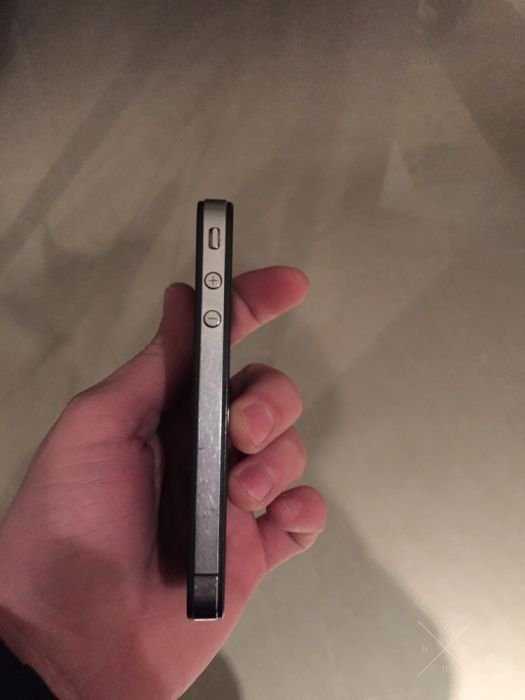 iPhone 4 8GB