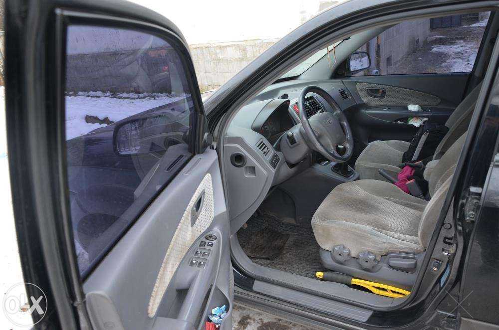 Продам авто Hyundai Tucson газ/бензин 2005г.