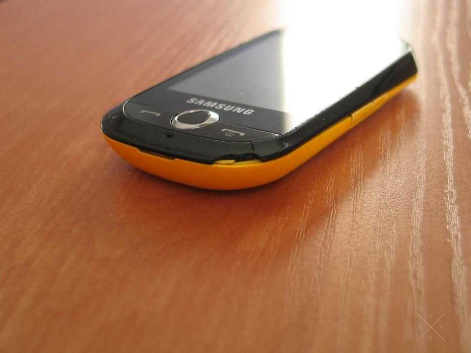 Samsung GT-S3650 Corby