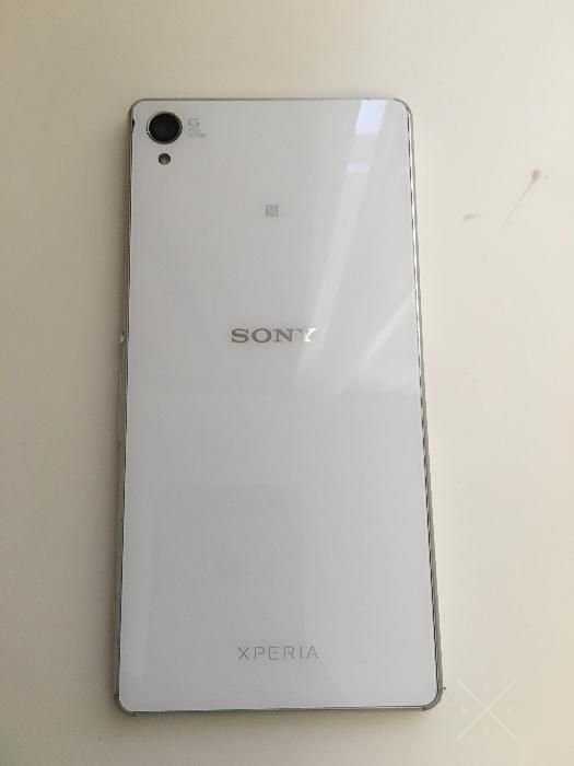 Sony Z 3 ( с беспроводной зарядкой )